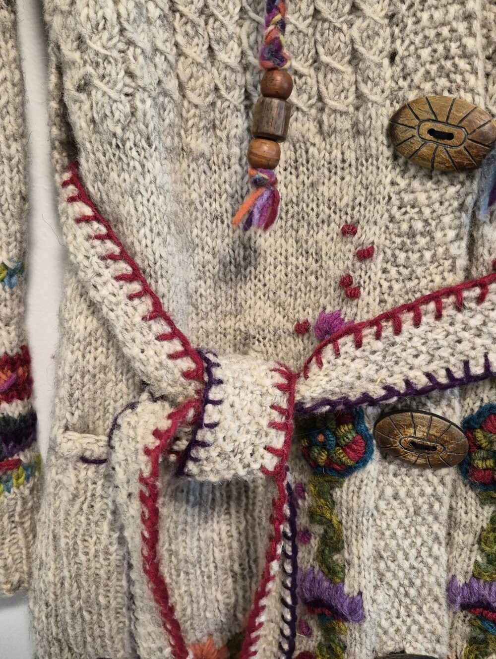 Vtg Newari Nepal Hand Knit Wool Cardigan Sweater Y2K Hooded Belted Floral Sz S/M - Picture 4 of 14